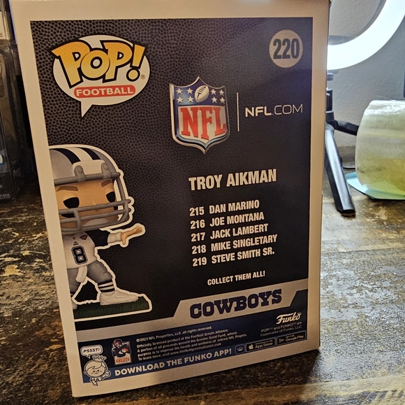 Dallas Cowboys Troy Aikman Funko Pop #220 - Picture 6 of 6